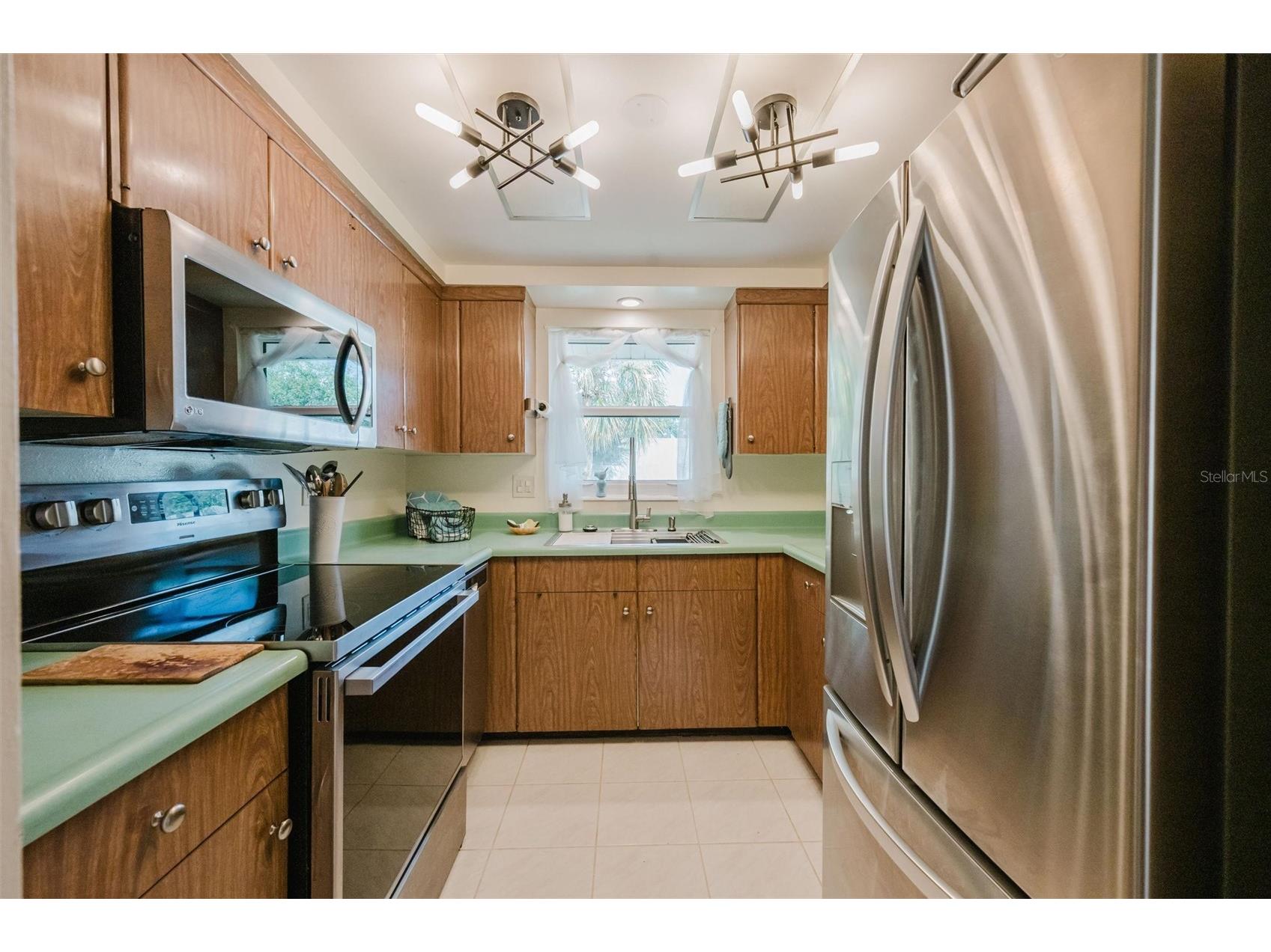 2463 Terry Lane Sarasota FL 34231 A4697796 image20