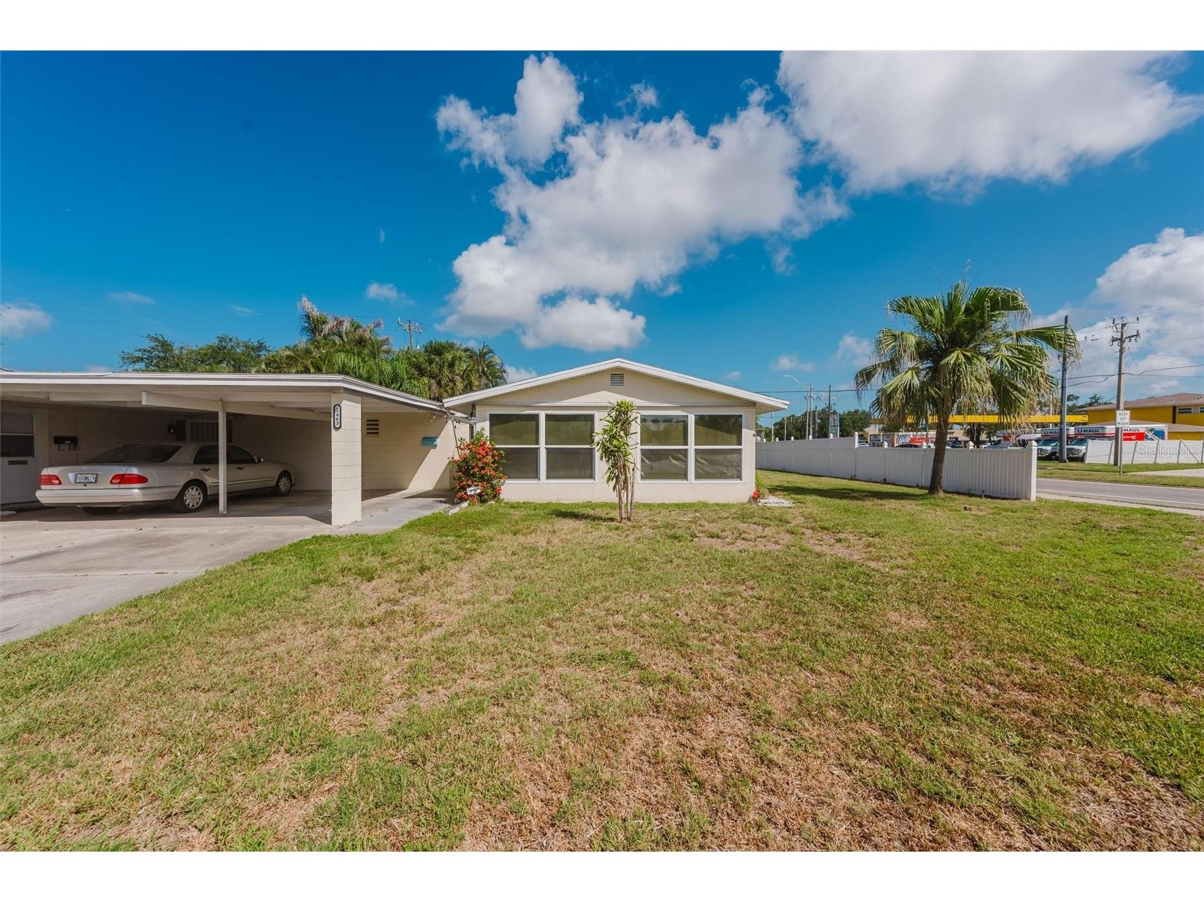 2463 Terry Lane Sarasota FL 34231 A4697796 image32