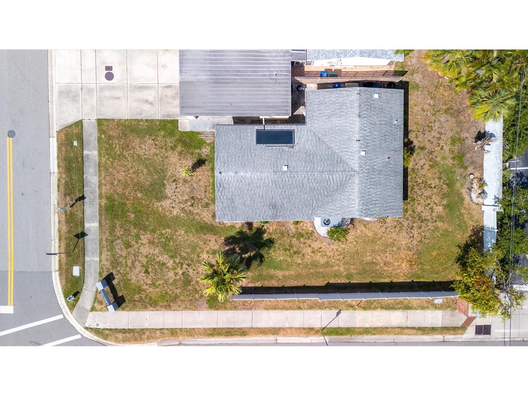2463 Terry Lane Sarasota FL 34231 A4697796 image4