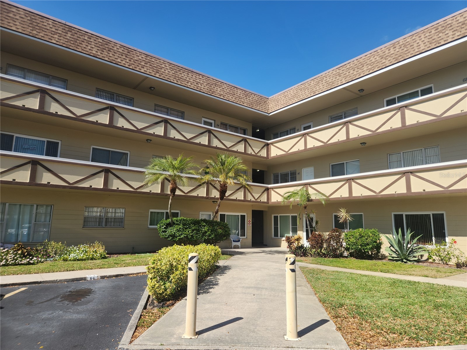 2464 Australia Way E #62 Clearwater FL 33763 TB8487787 image1