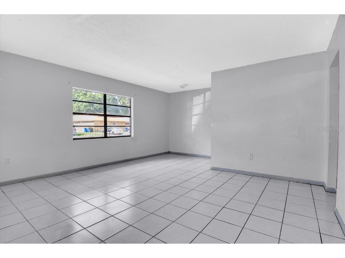 2464 Chestnut Woods Drive Lakeland FL 33815 O6357086 image2