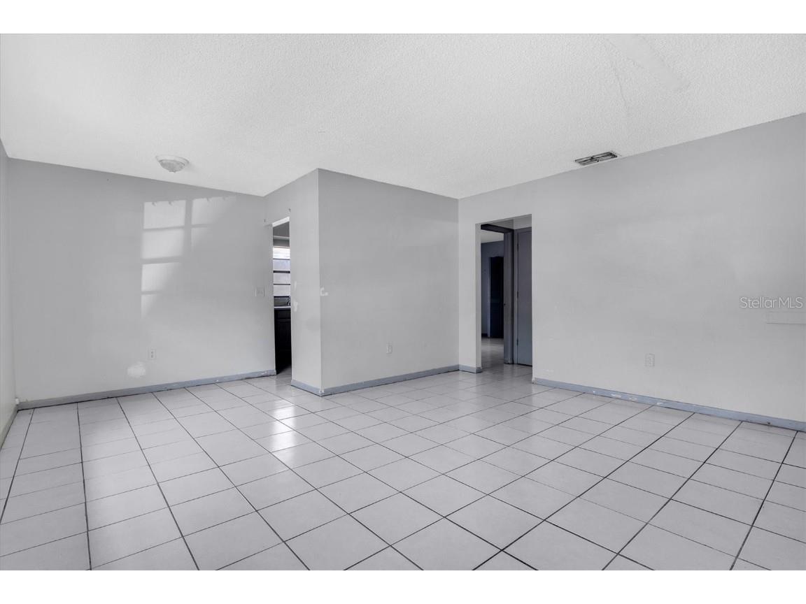 2464 Chestnut Woods Drive Lakeland FL 33815 O6357086 image3