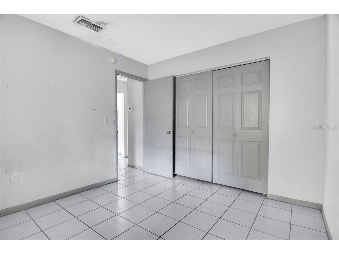 2464 Chestnut Woods Drive Lakeland FL 33815 O6357086 image8