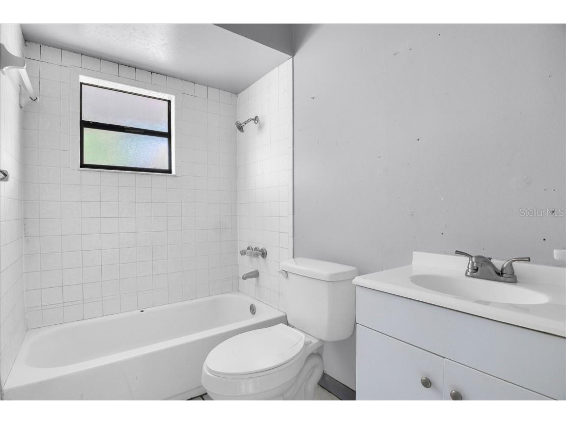 2464 Chestnut Woods Drive Lakeland FL 33815 O6357086 image9