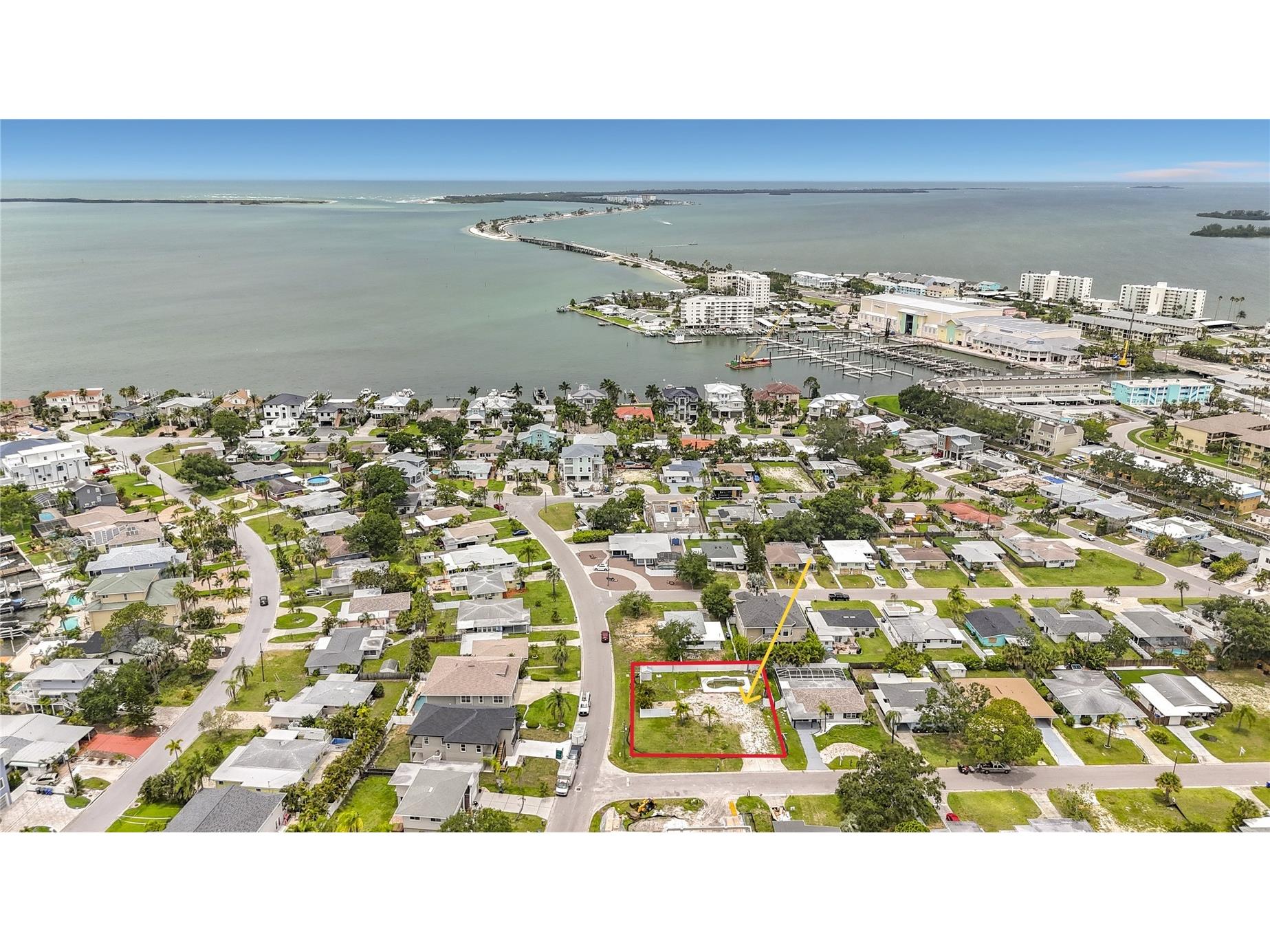 2464 Del Rio Way Dunedin FL 34698 TB8514587 image1