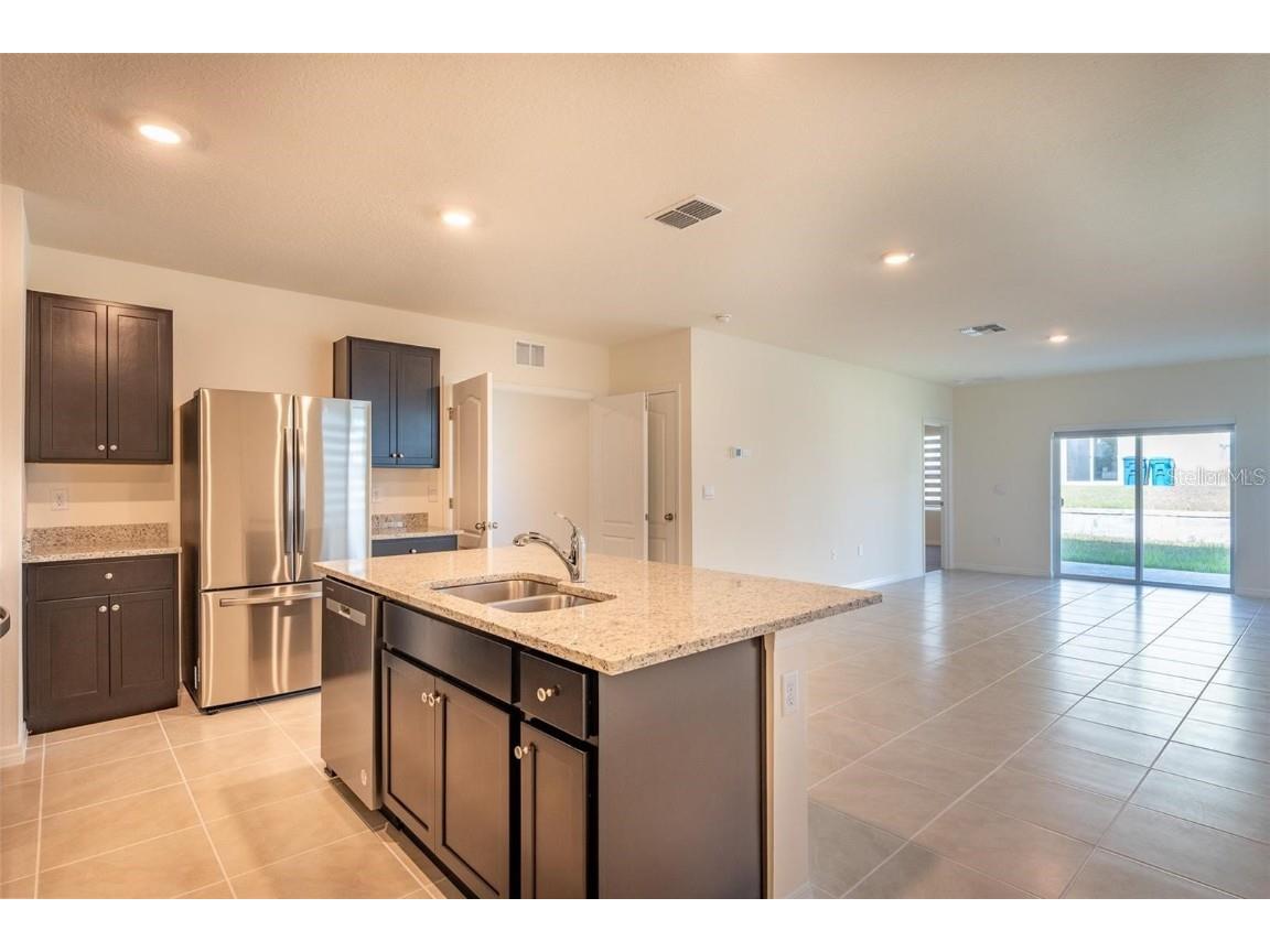 2464 Ribbon Fall Avenue Davenport FL 33837 O6352586 image4