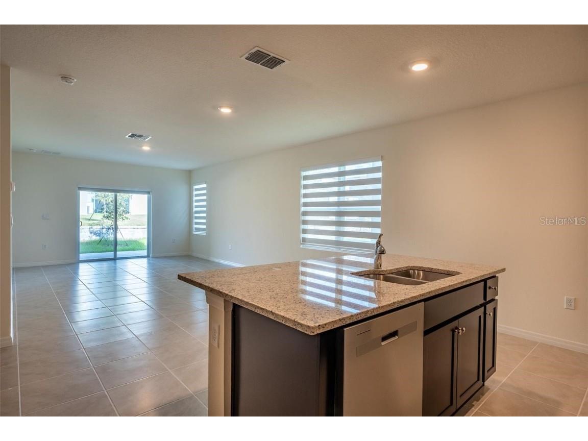 2464 Ribbon Fall Avenue Davenport FL 33837 O6352586 image6