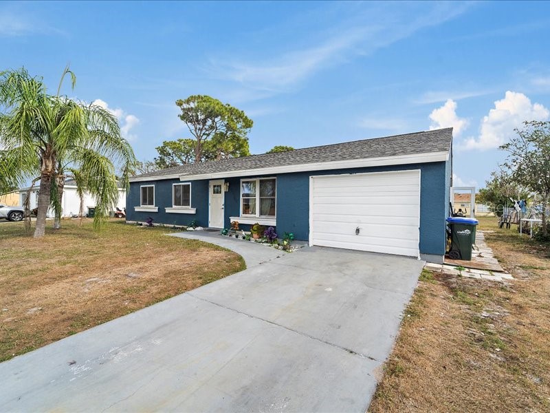 2464 Shenandoah Street North Port FL 34287 FC316102 image3