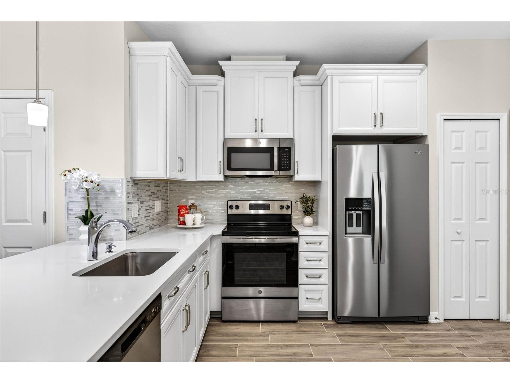 2464 Stapleford Place Wesley Chapel FL 33543 TB8506166 image5