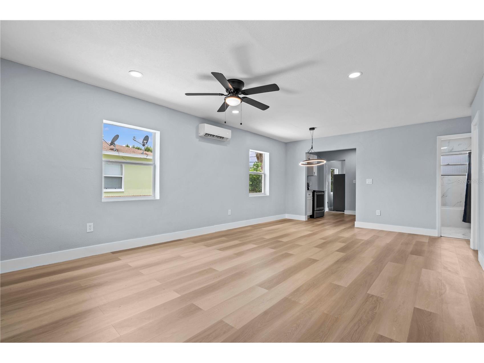 2465 16th Avenue S Saint Petersburg FL 33712 TB8465188 image11