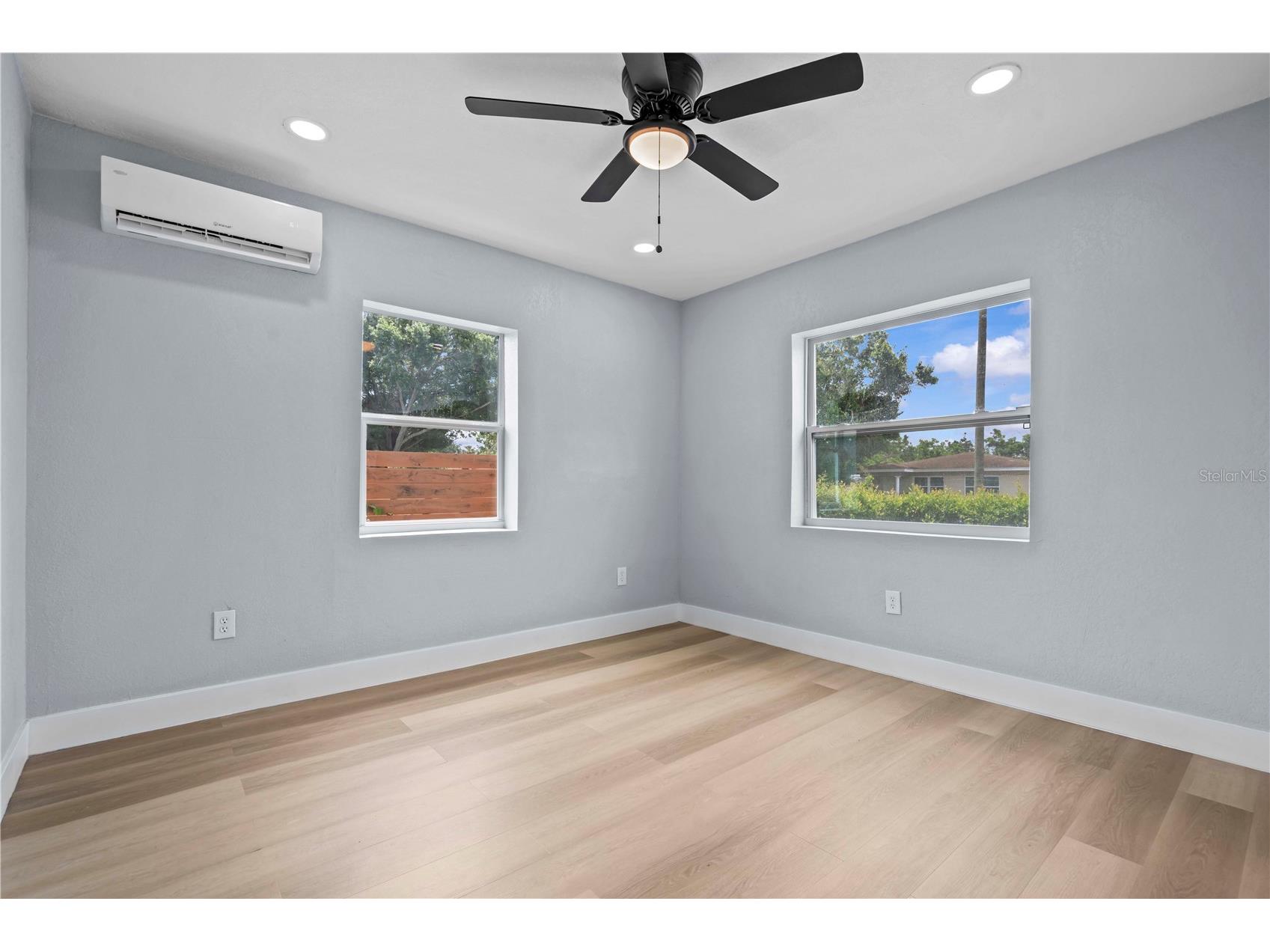 2465 16th Avenue S Saint Petersburg FL 33712 TB8465188 image16