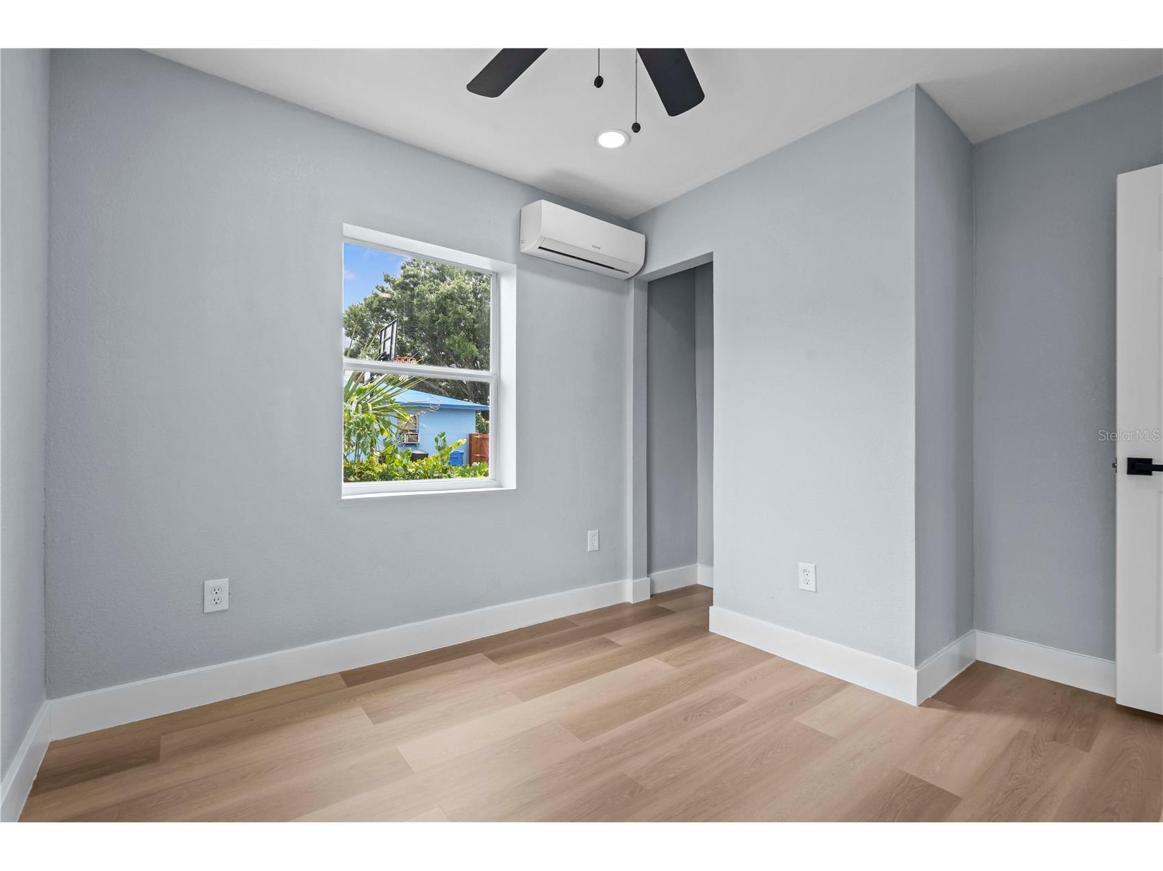 2465 16th Avenue S Saint Petersburg FL 33712 TB8465188 image17