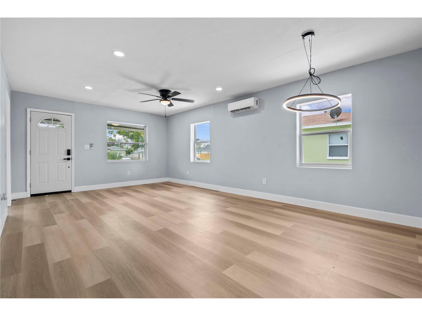 2465 16th Avenue S Saint Petersburg FL 33712 TB8465188 image8