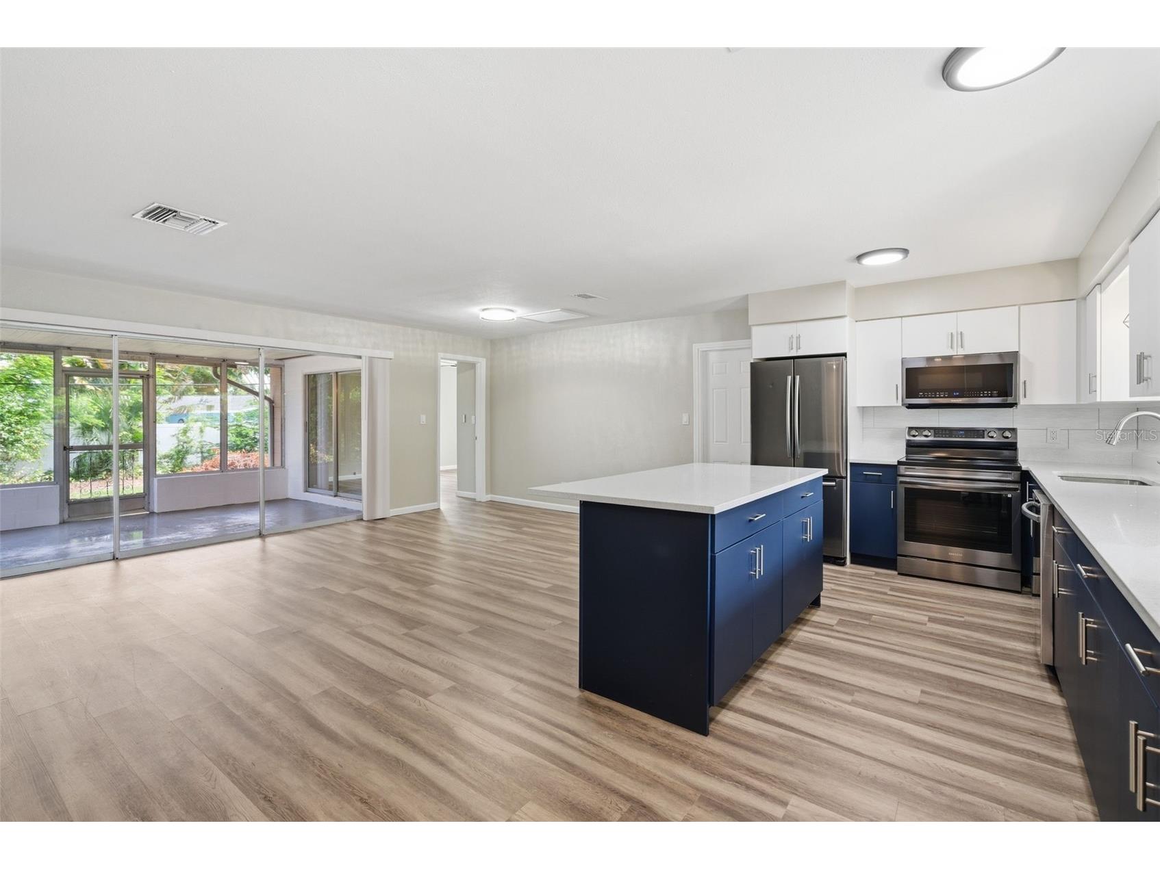 2465 Brentwood Drive Clearwater FL 33764 TB8509186 image4