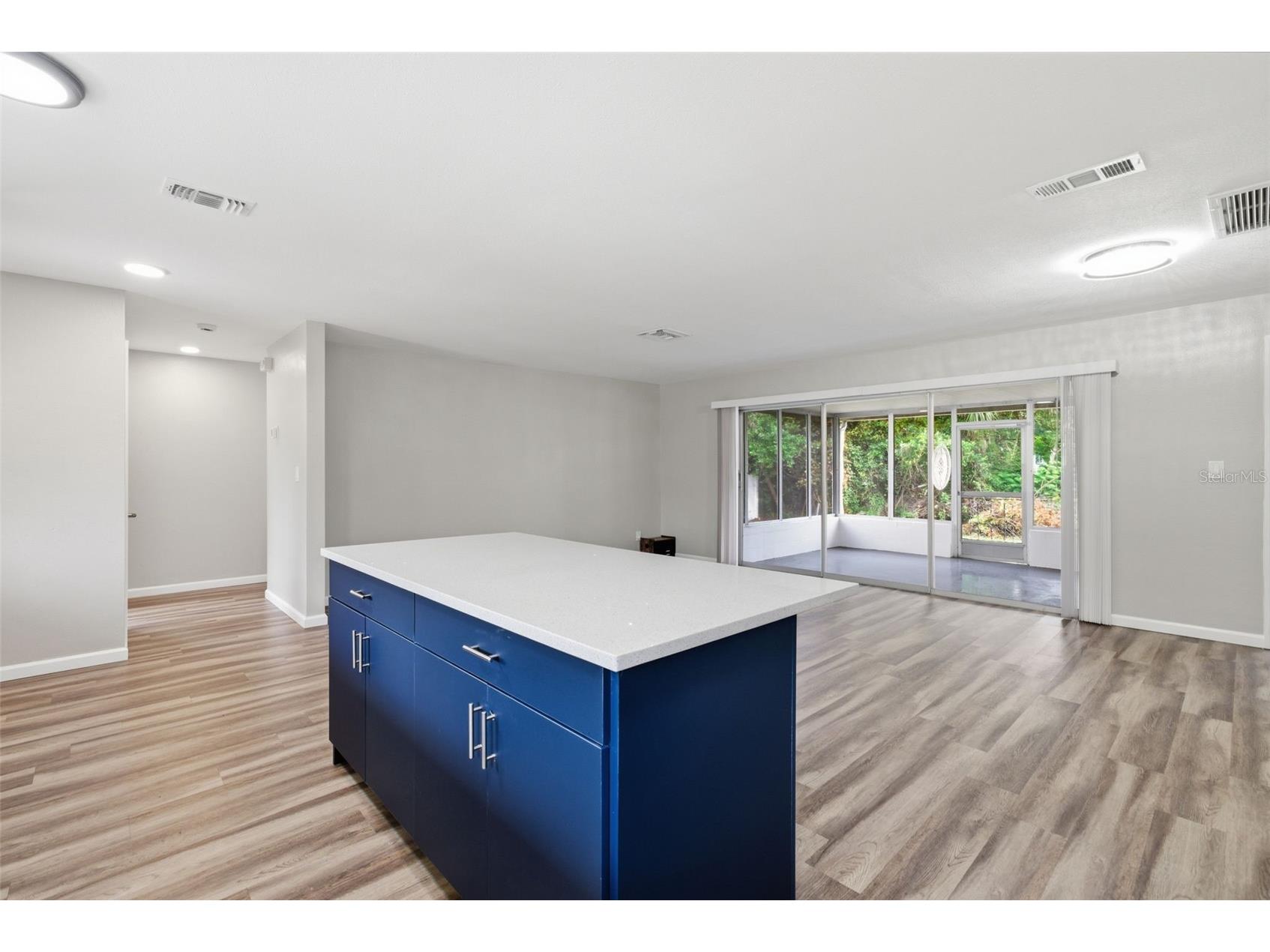 2465 Brentwood Drive Clearwater FL 33764 TB8509186 image9