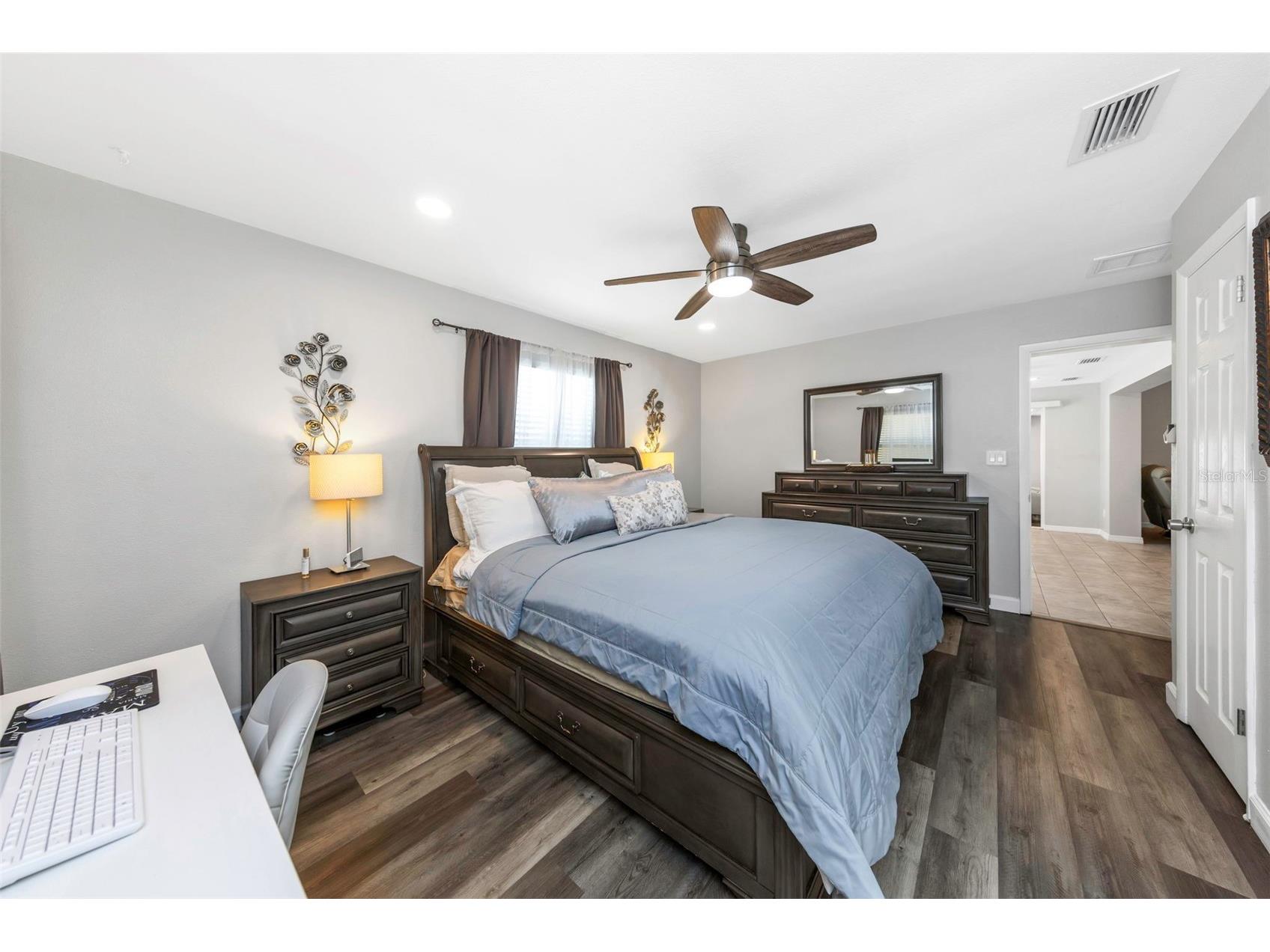 2465 Burnice Drive Clearwater FL 33764 TB8509956 image22