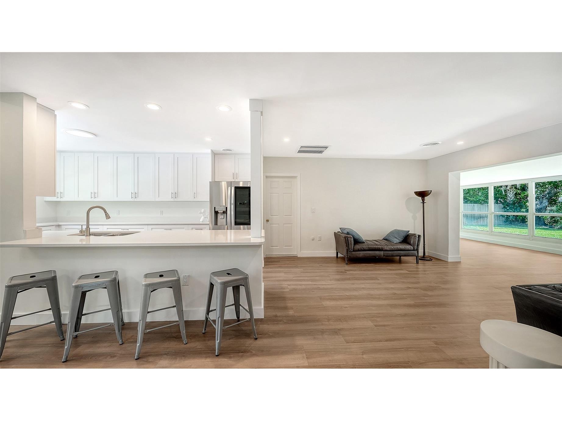 2465 Foster Lane Sarasota FL 34239 A4697288 image13