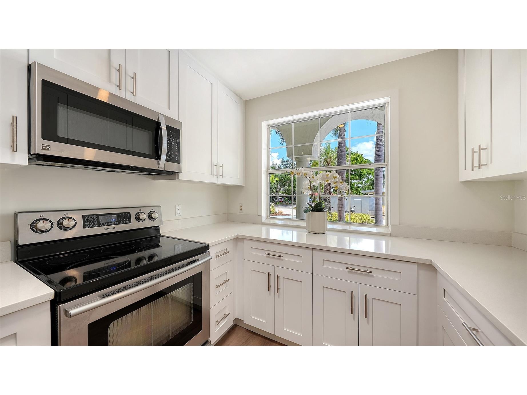 2465 Foster Lane Sarasota FL 34239 A4697288 image17