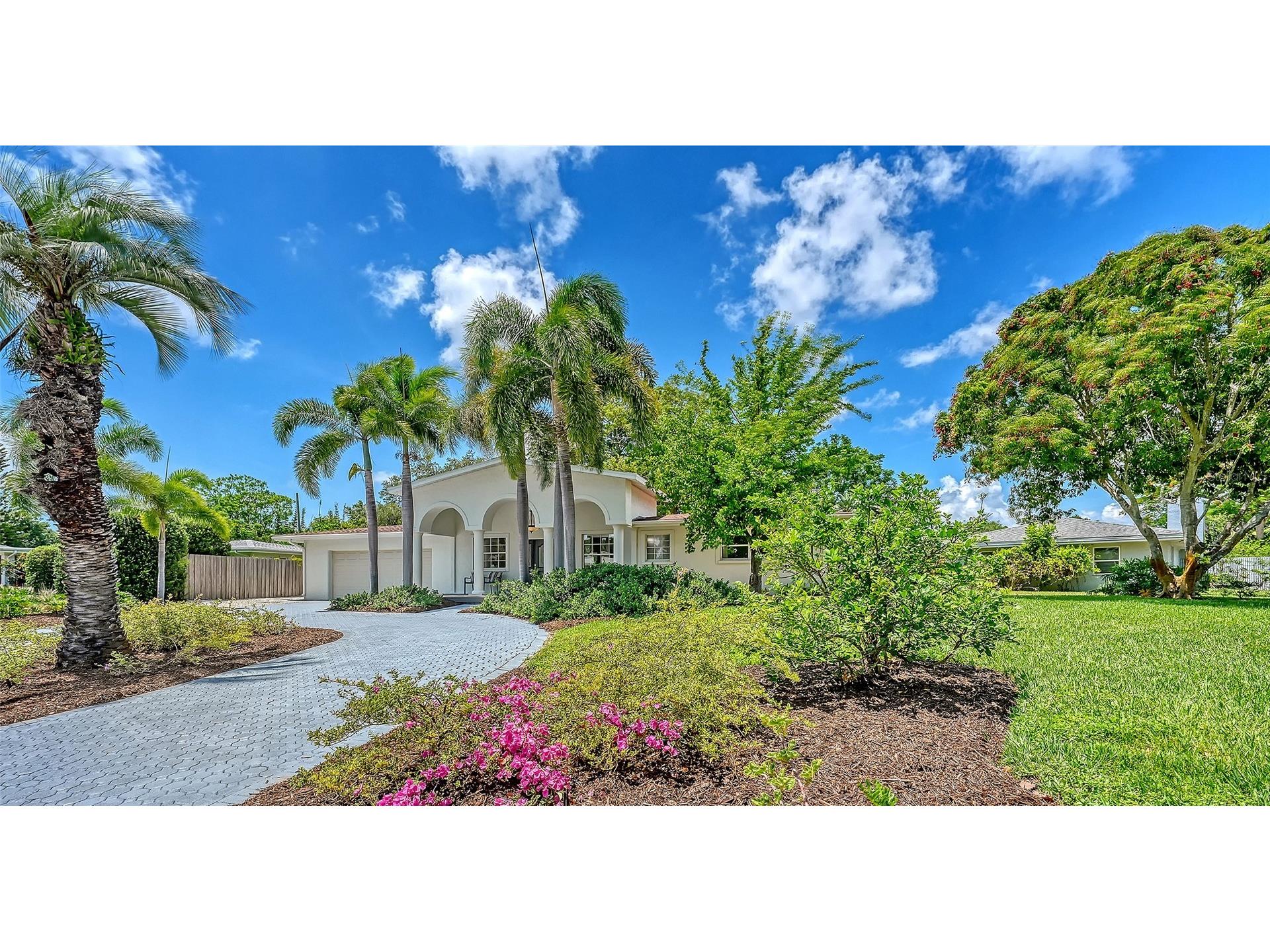 2465 Foster Lane Sarasota FL 34239 A4697288 image2
