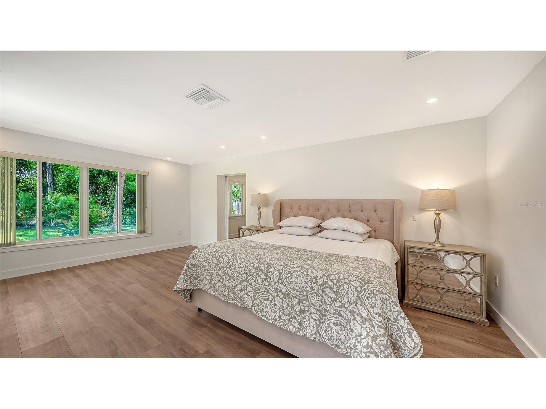 2465 Foster Lane Sarasota FL 34239 A4697288 image26