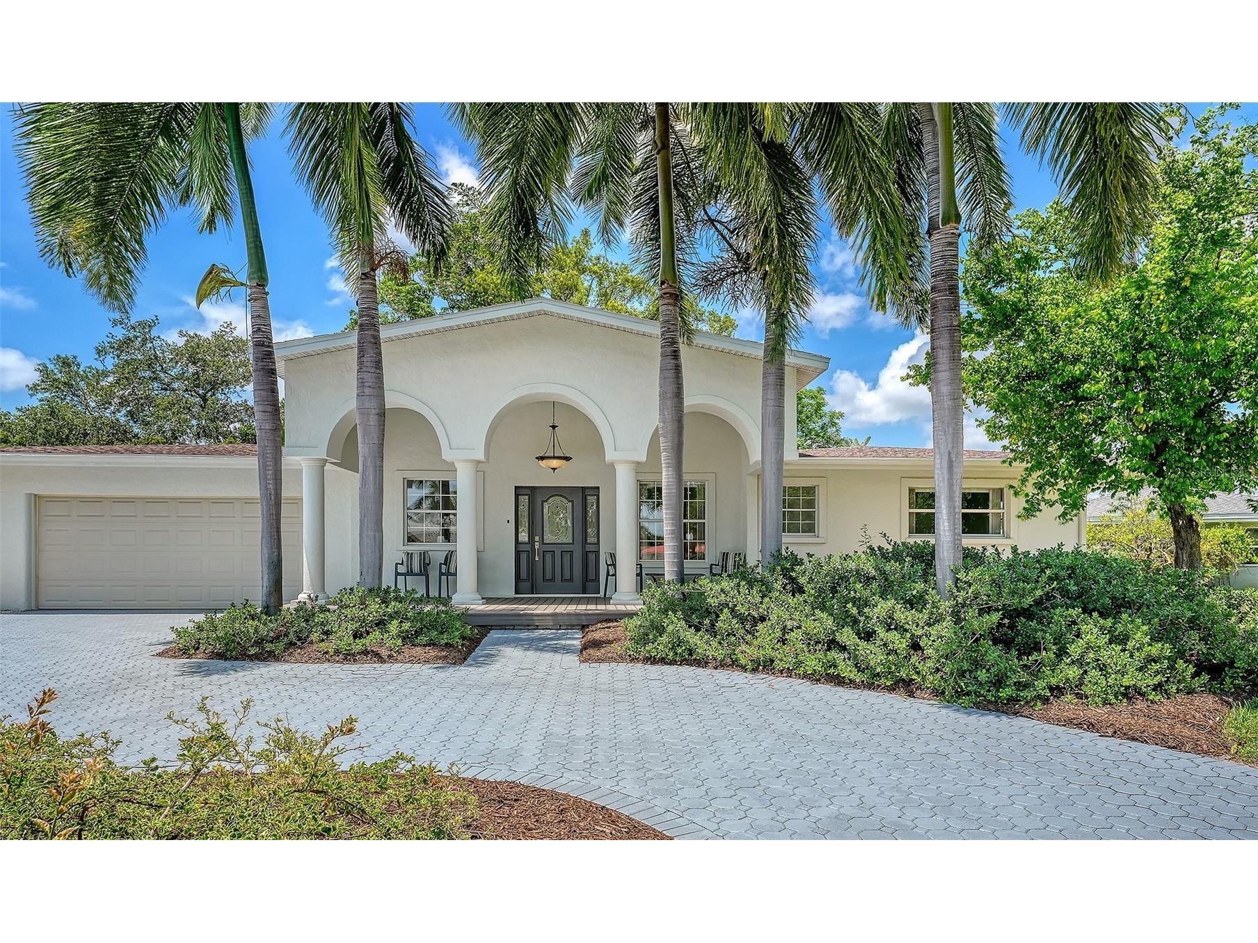 2465 Foster Lane Sarasota FL 34239 A4697288 image3