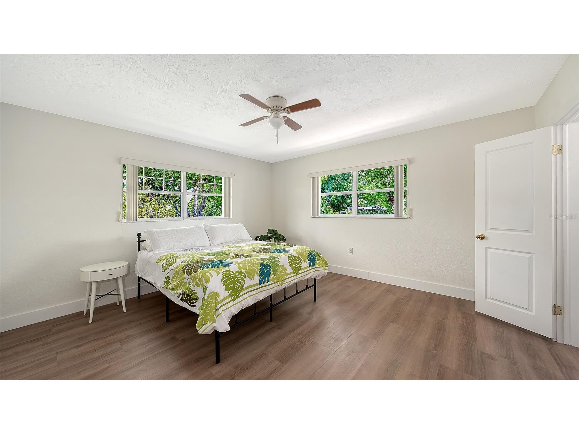2465 Foster Lane Sarasota FL 34239 A4697288 image37