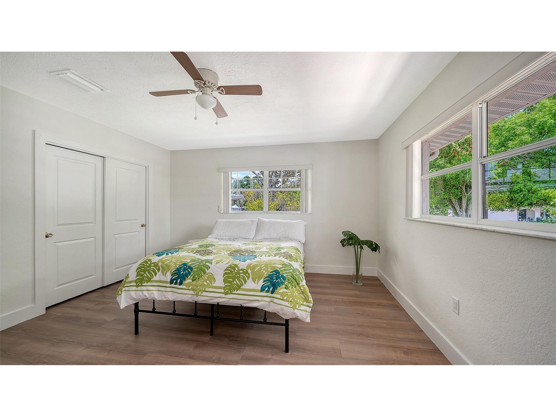 2465 Foster Lane Sarasota FL 34239 A4697288 image38
