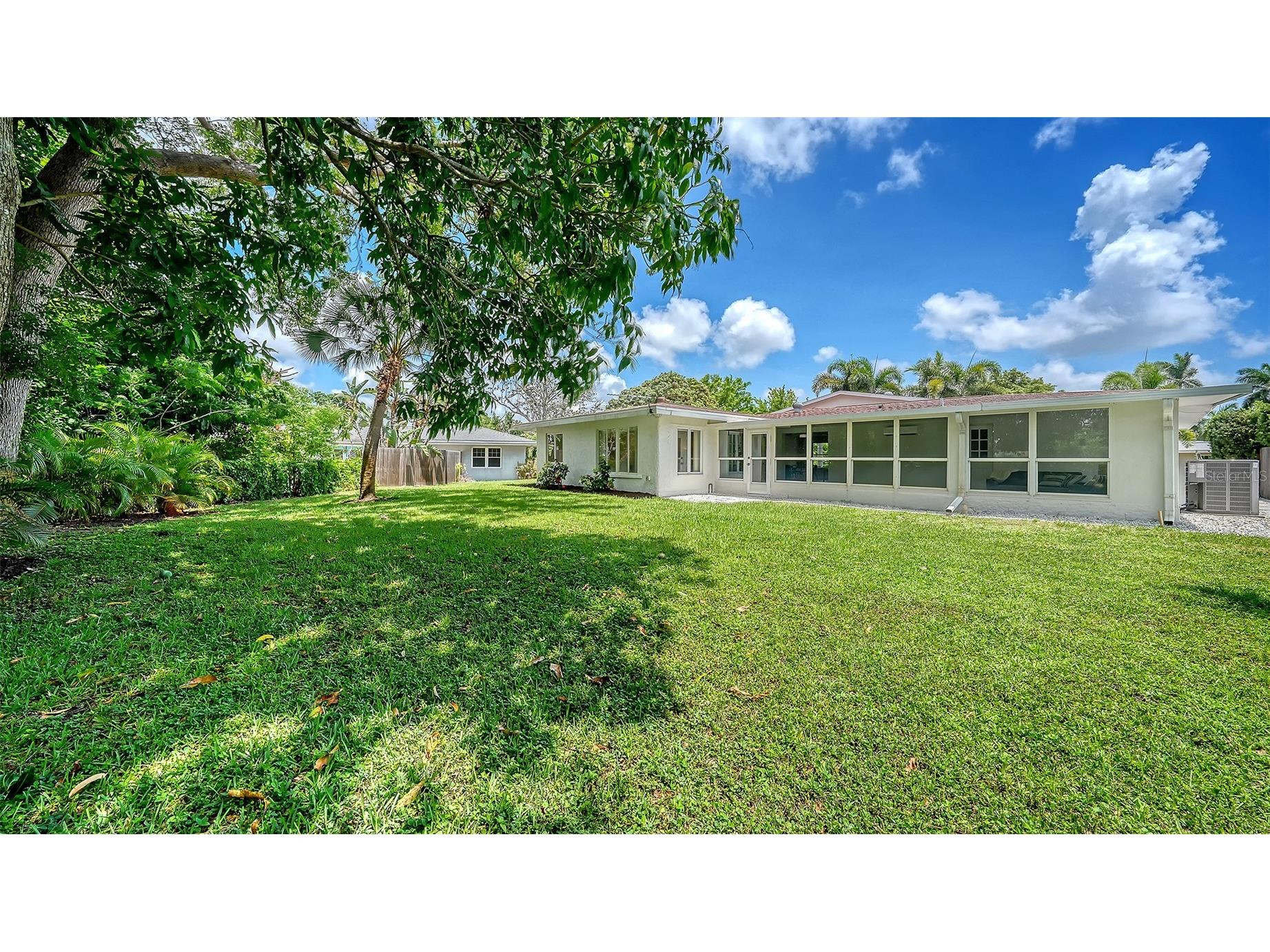 2465 Foster Lane Sarasota FL 34239 A4697288 image42
