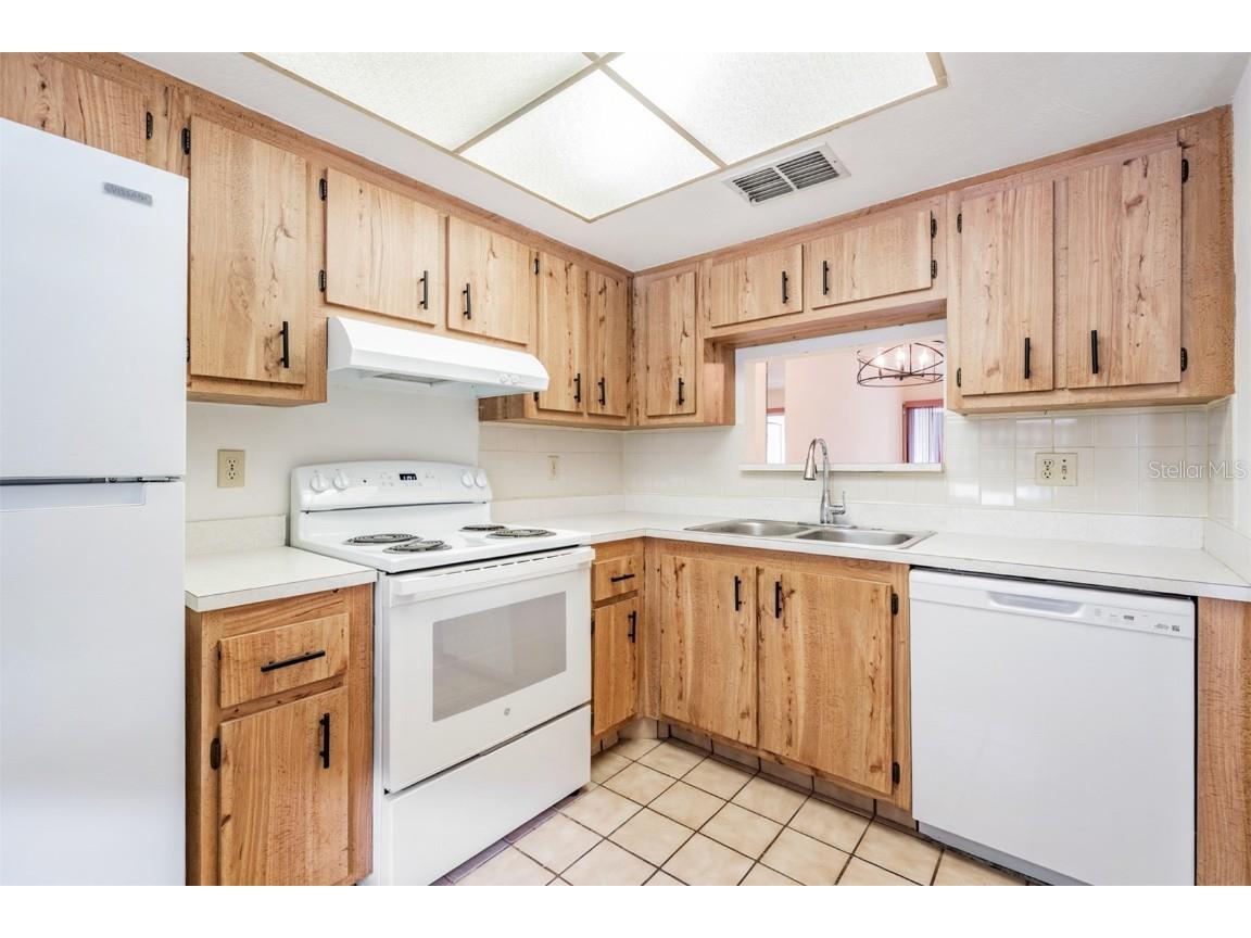 2465 Northside Drive #605 Clearwater FL 33761 TB8396438 image17