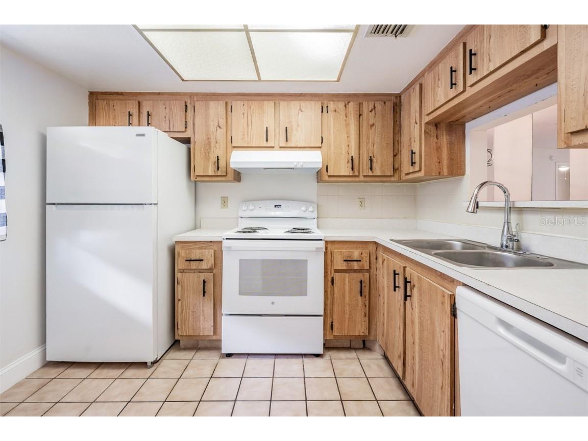 2465 Northside Drive #605 Clearwater FL 33761 TB8396438 image2