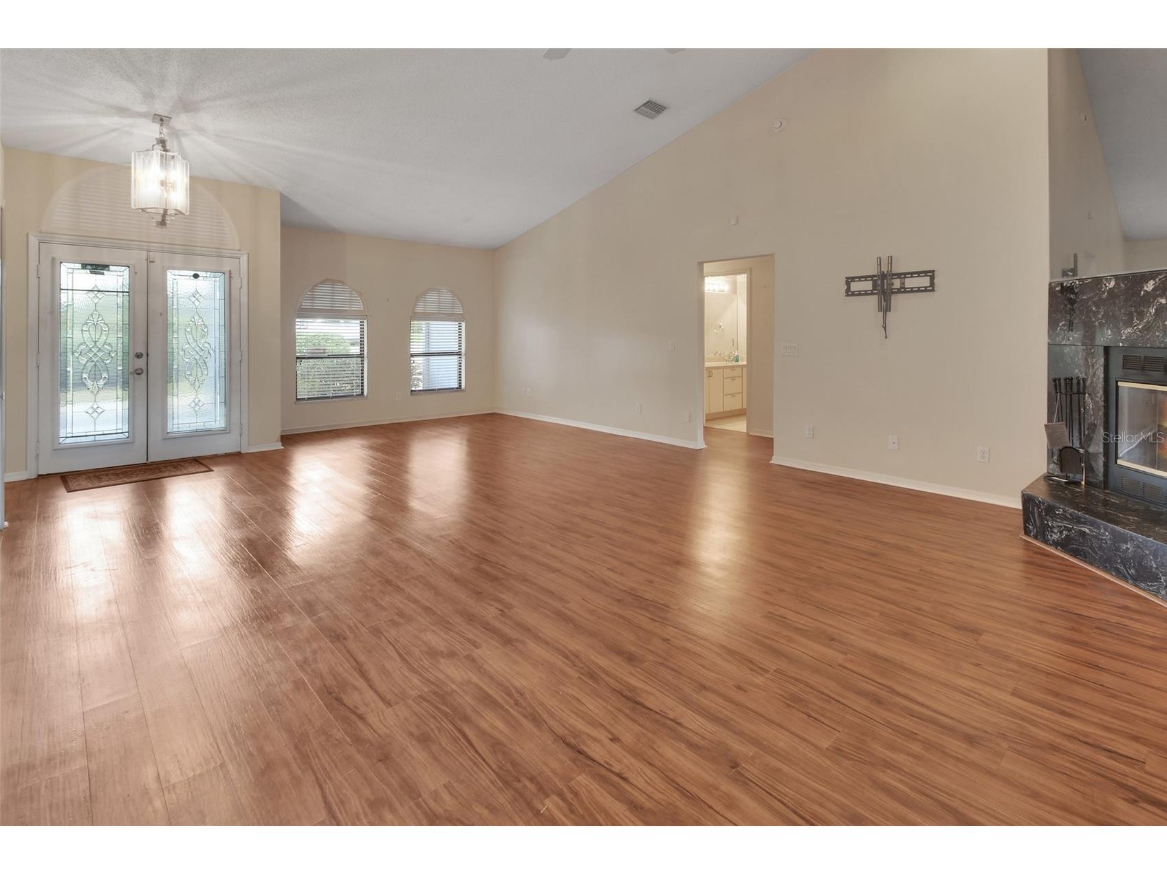 2465 Royal Road Deland FL 32724 V4949250 image8