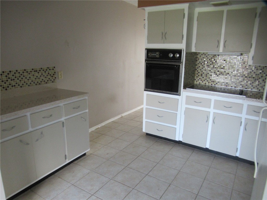 2466 Ecuadorian Way #32 Clearwater FL 33763 TB8443395 image10