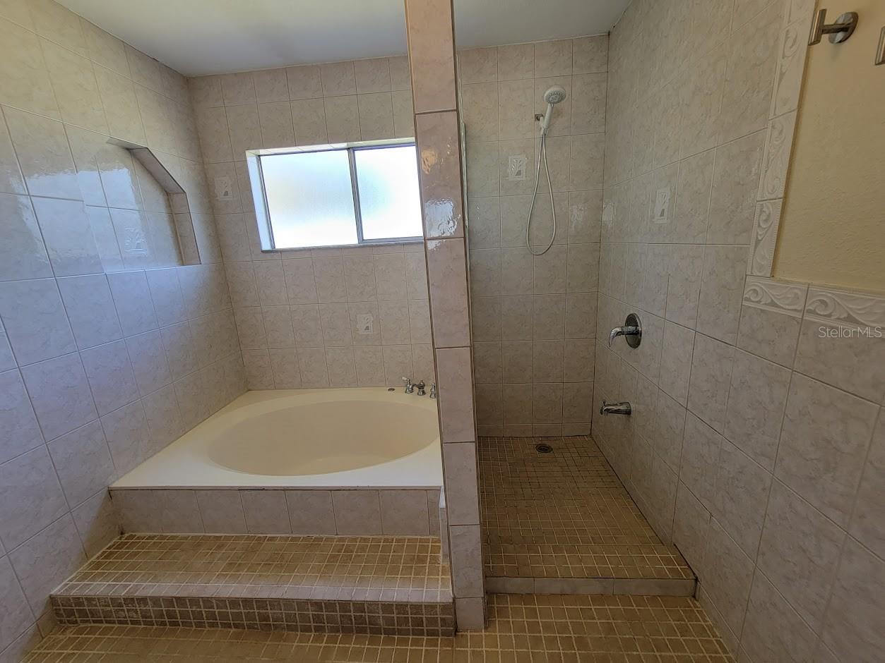 2466 Lakeshore Circle Port Charlotte FL 33952 A4685880 image21