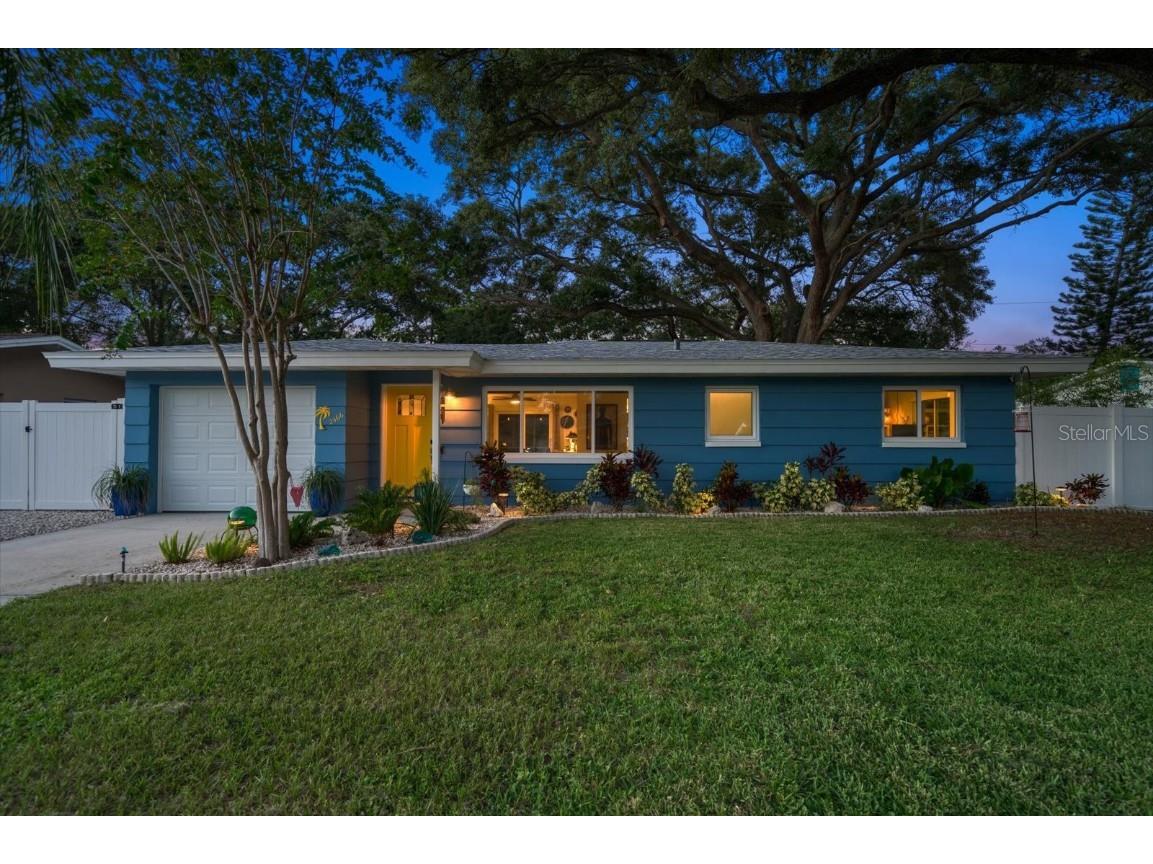 2466 Whitman Street Clearwater FL 33765 U8213921 image1