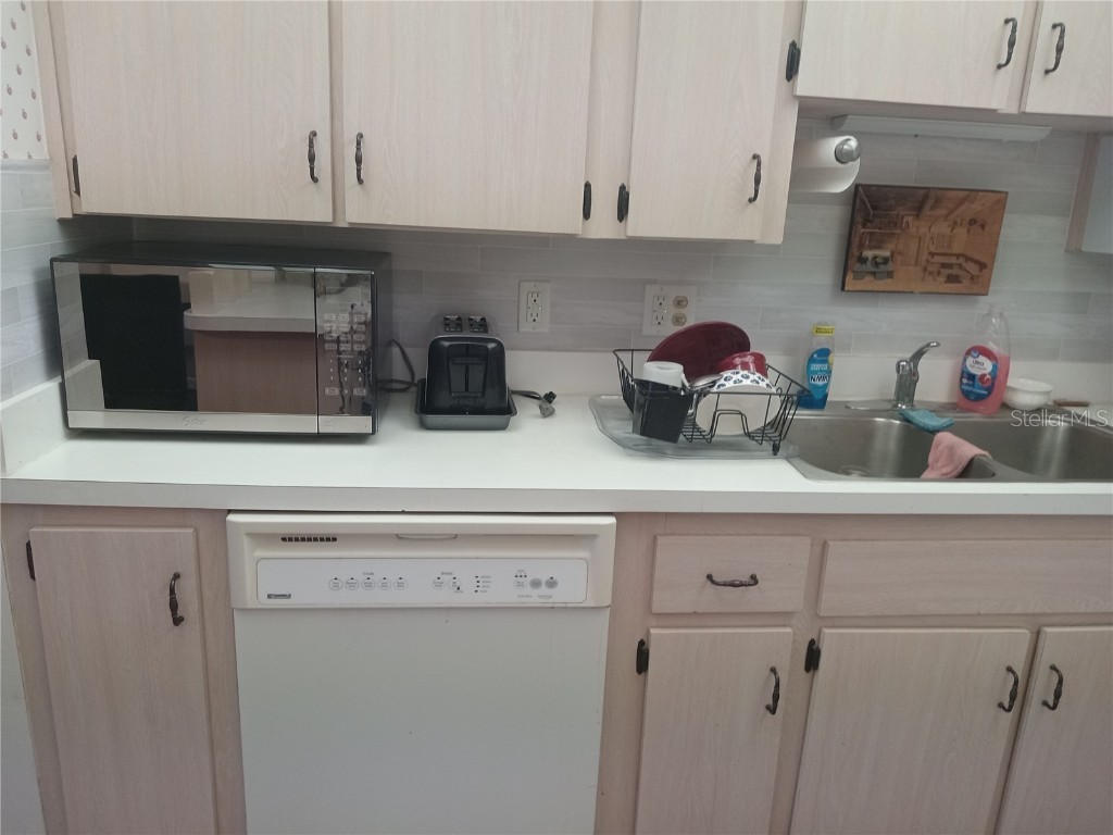 2467 Finlandia Lane #27 Clearwater FL 33763 TB8410317 image17