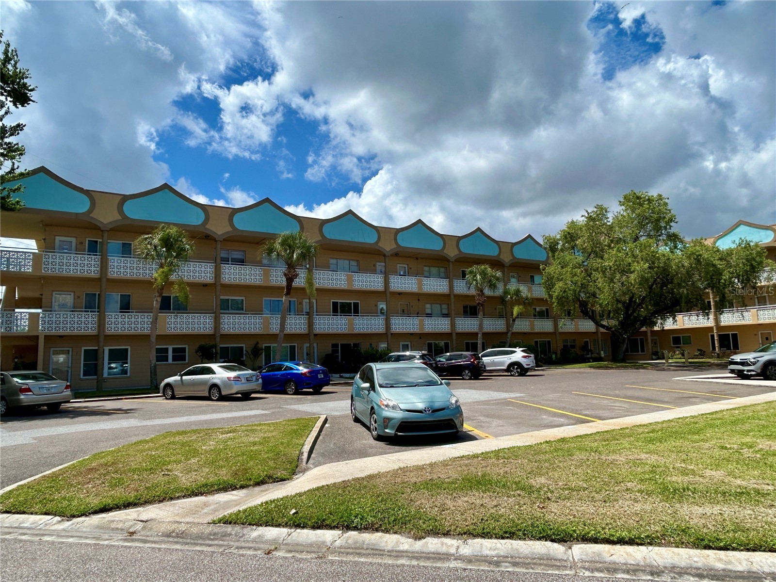 2467 Finlandia Lane #27 Clearwater FL 33763 TB8521887 image1