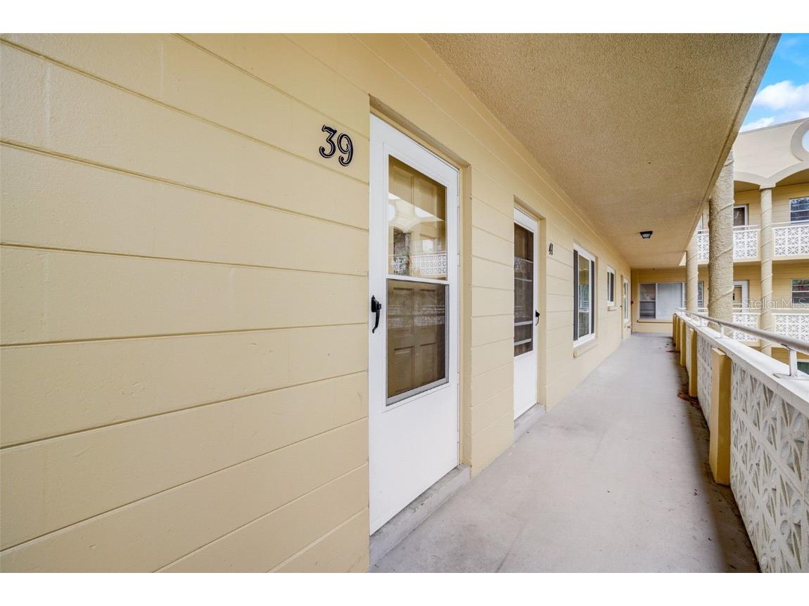 2467 Finlandia Lane #39 Clearwater FL 33763 U8237253 image1