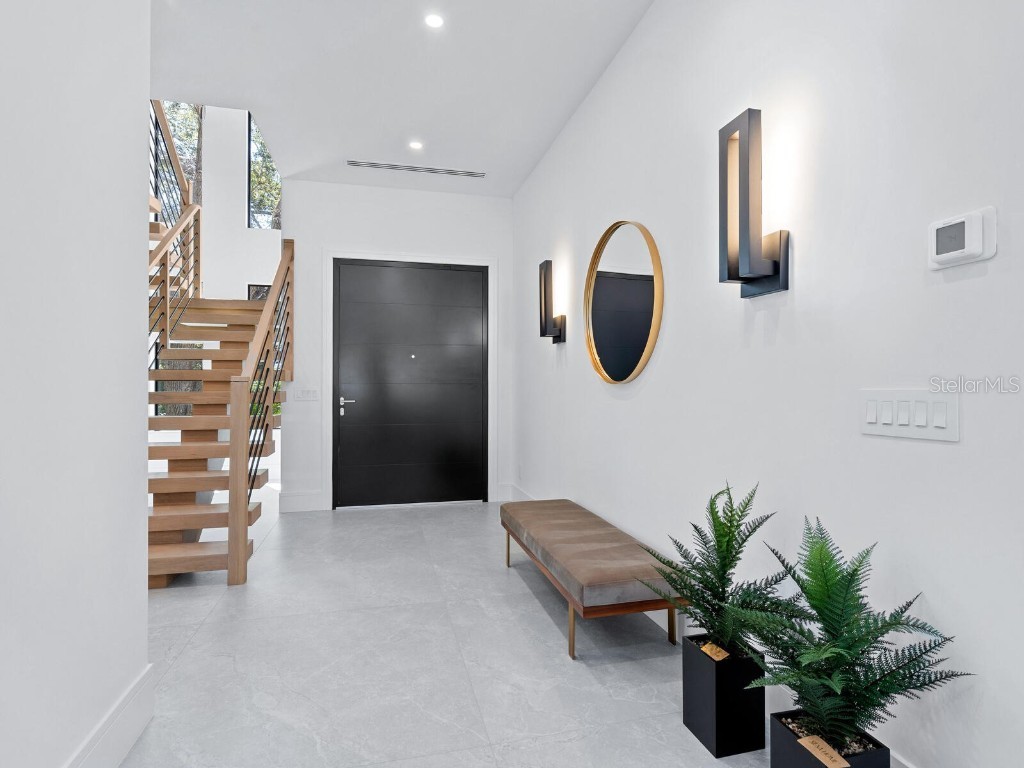 2467 Hyde Park Street Sarasota FL 34239 A4674480 image16