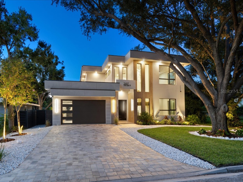 2467 Hyde Park Street Sarasota FL 34239 A4674480 image32