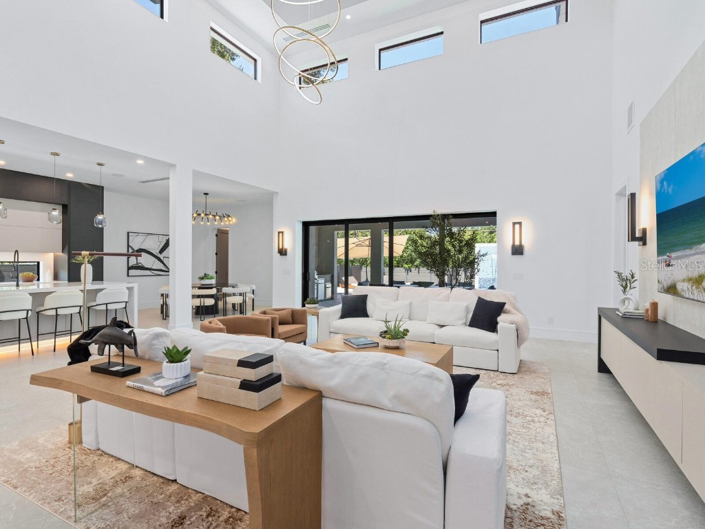 2467 Hyde Park Street Sarasota FL 34239 A4674480 image5