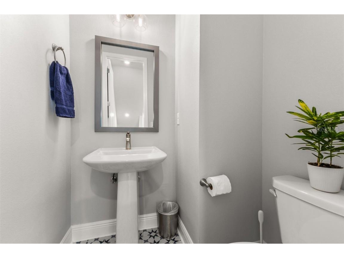 2467 Mangum Court Sarasota FL 34237 A4669179 image15