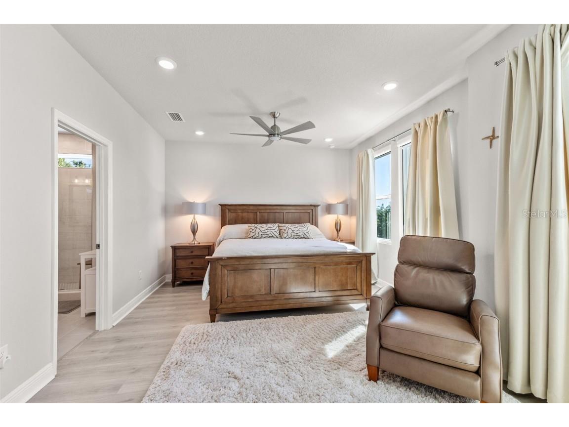 2467 Mangum Court Sarasota FL 34237 A4669179 image20