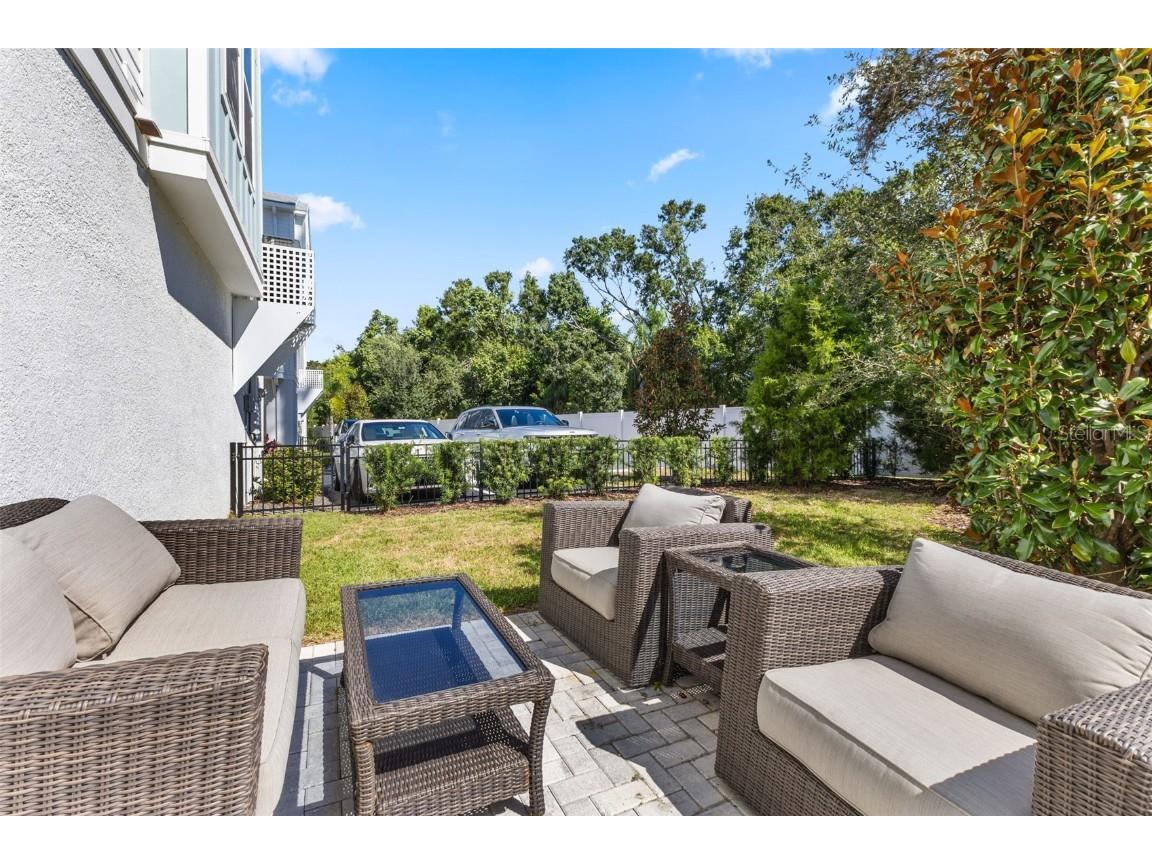 2467 Mangum Court Sarasota FL 34237 A4669179 image32