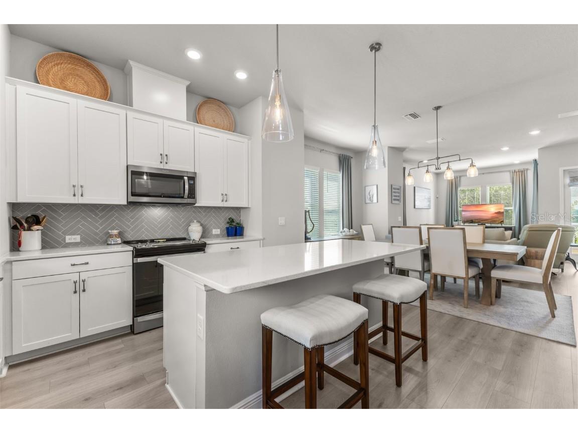 2467 Mangum Court Sarasota FL 34237 A4669179 image6