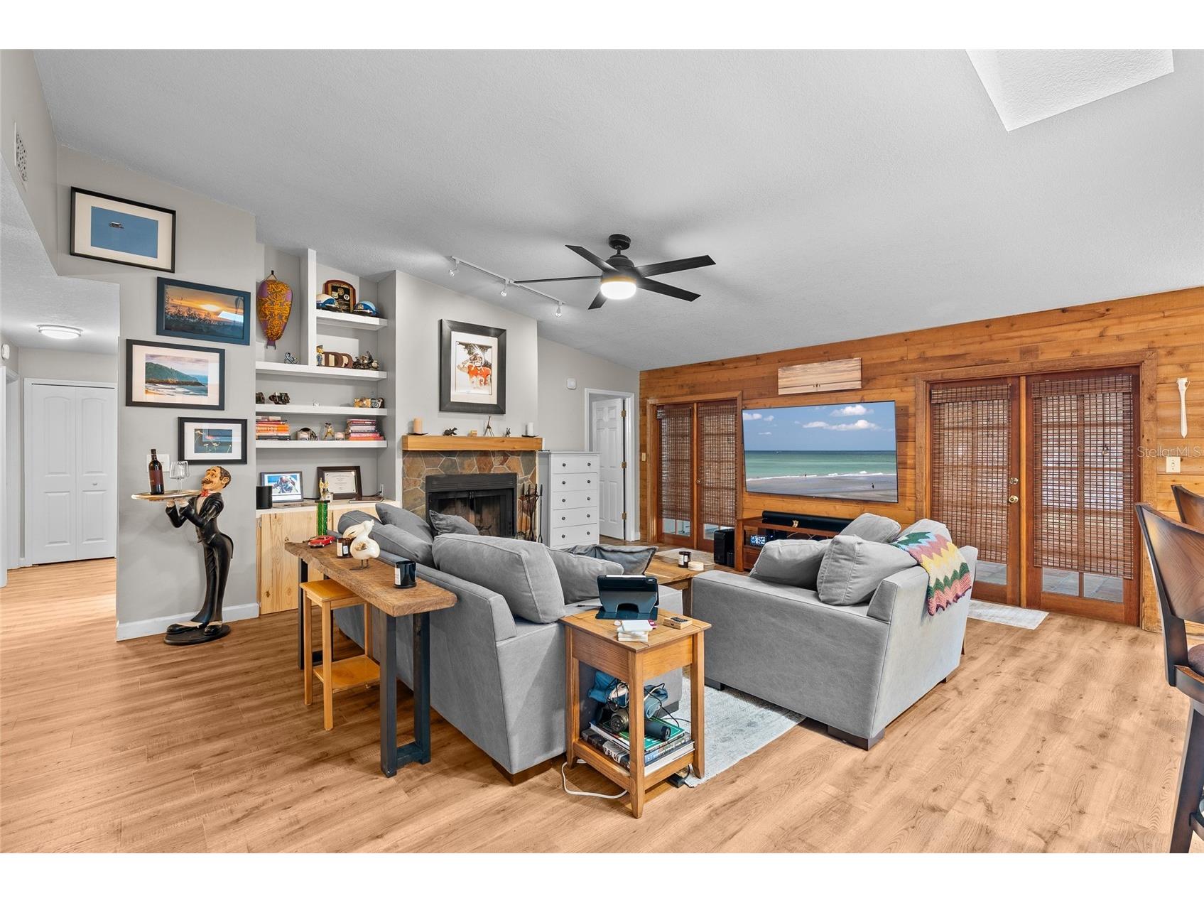 2468 Gulfbreeze Circle Palm Harbor FL 34683 TB8492140 image4