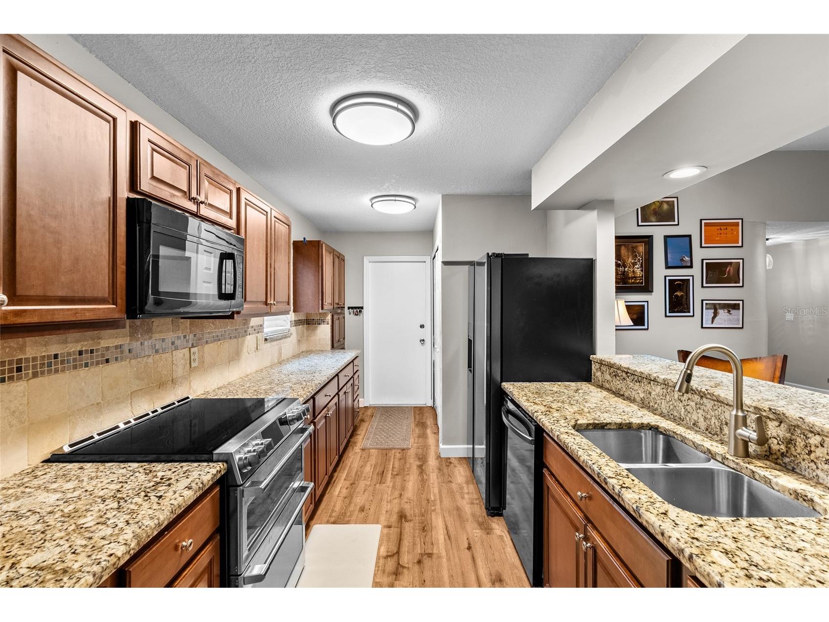 2468 Gulfbreeze Circle Palm Harbor FL 34683 TB8492140 image8