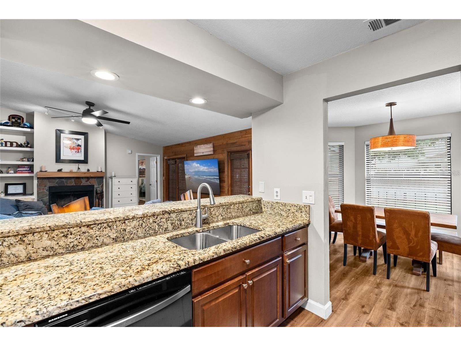 2468 Gulfbreeze Circle Palm Harbor FL 34683 TB8515113 image14