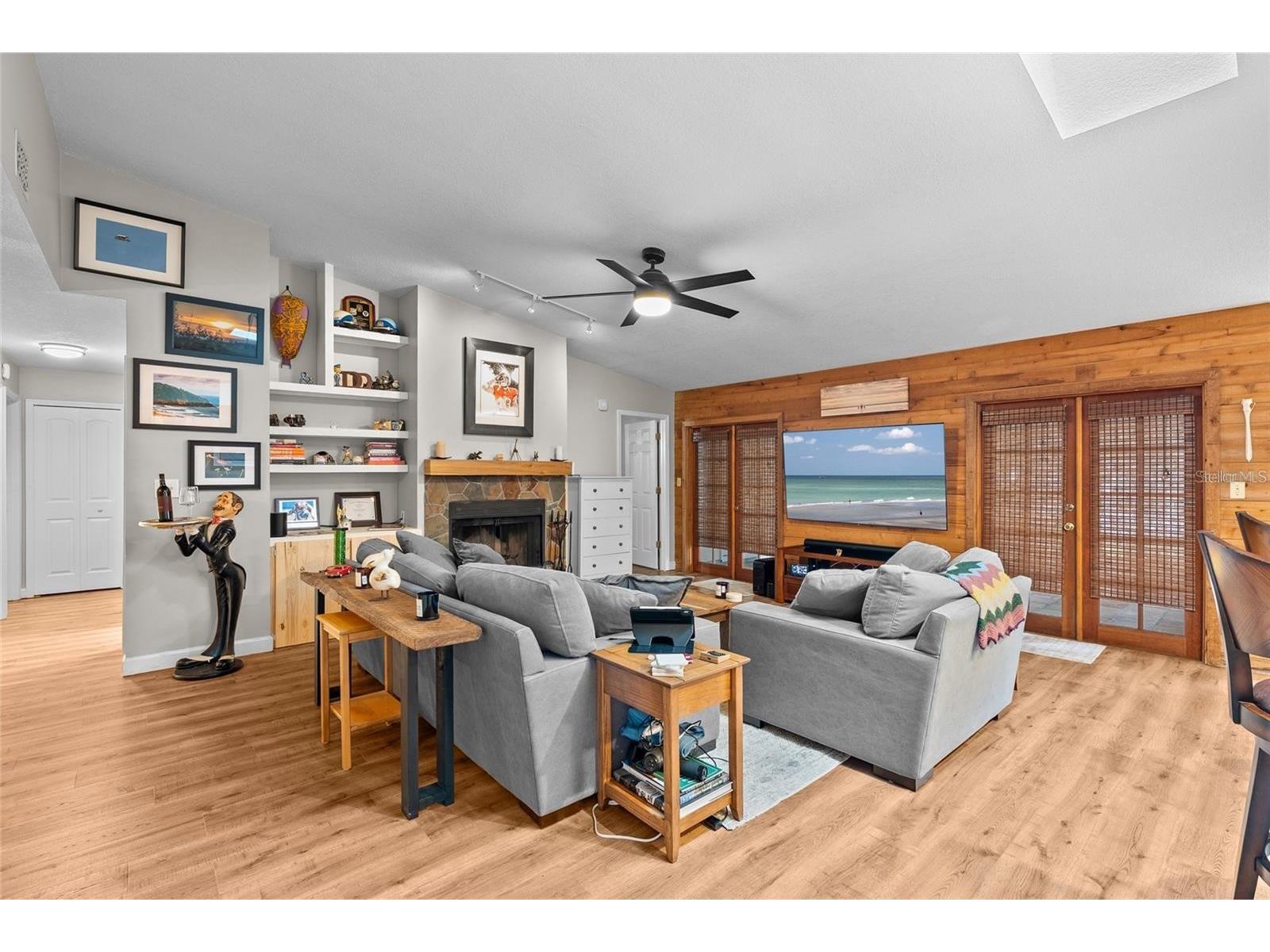 2468 Gulfbreeze Circle Palm Harbor FL 34683 TB8515113 image8