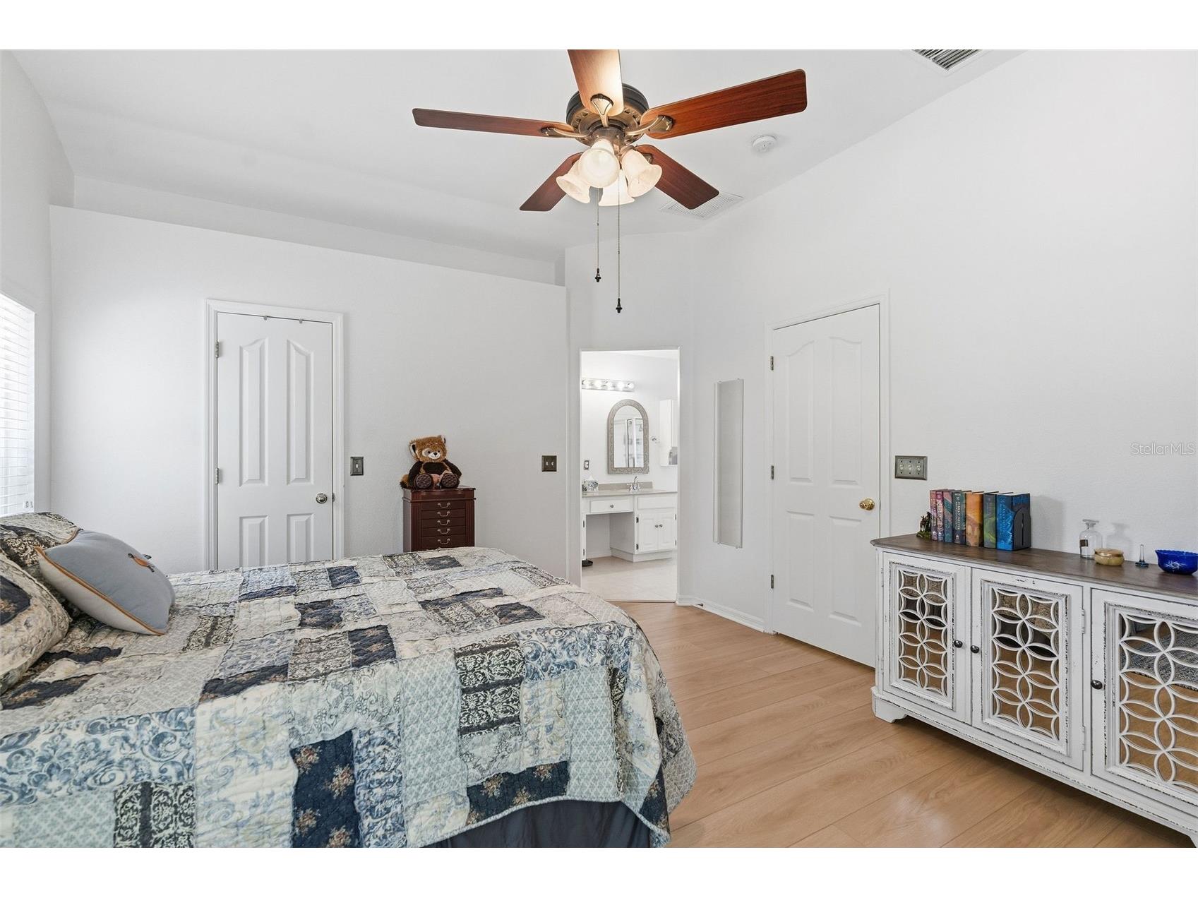 2468 Hidden Pines Lane Clearwater FL 33761 TB8511792 image16