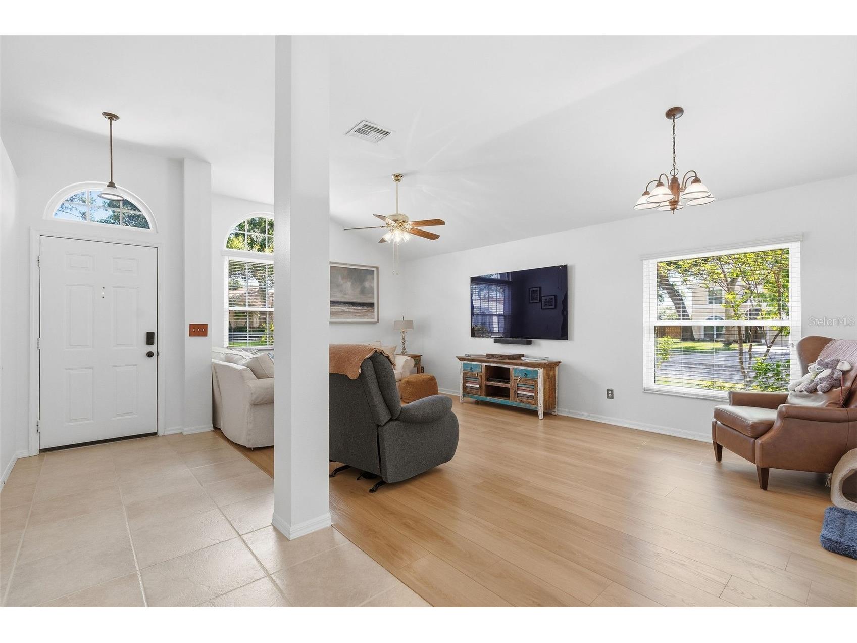2468 Hidden Pines Lane Clearwater FL 33761 TB8511792 image4
